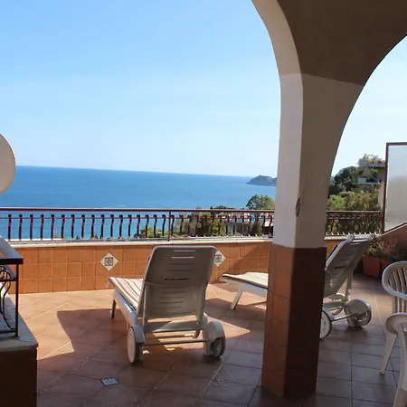 Holiday home Casalella Letojanni