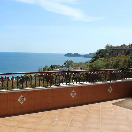 Holiday home Casalella Letojanni